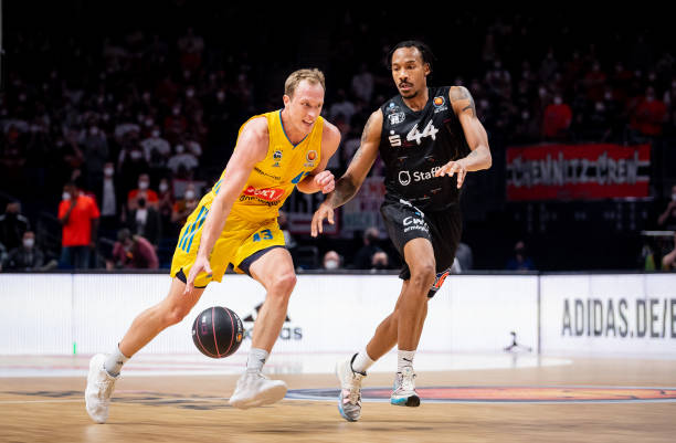 极端分子 极端分子