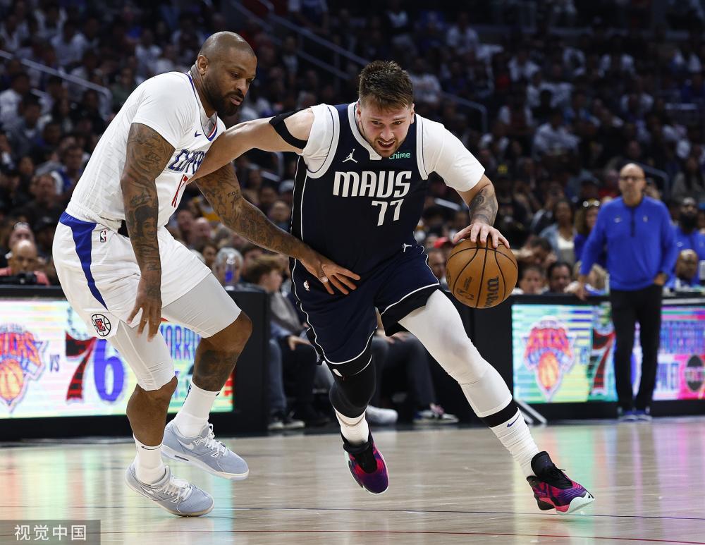 力把76人 力把76人