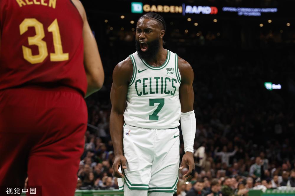 间引发了球 间引发了球