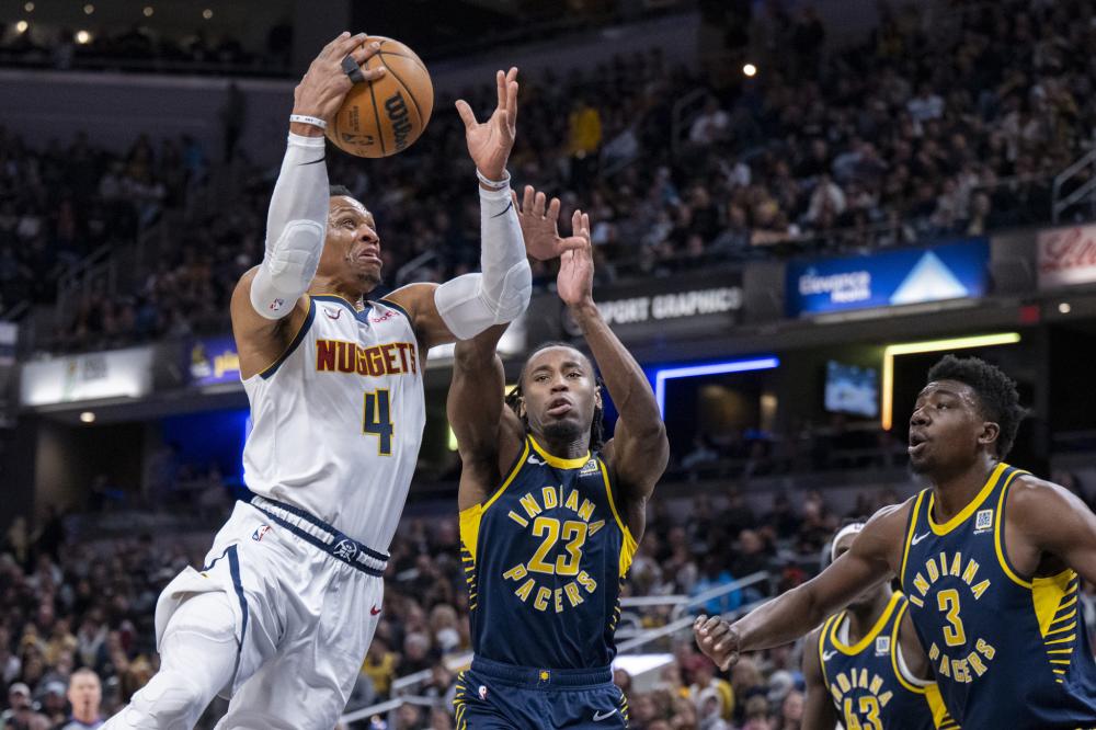 激烈交锋中 激烈交锋中