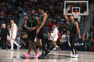 将每位球员 将每位球员